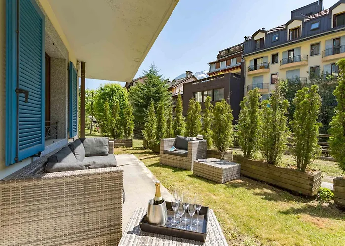 Pothecary -chamonix Year *