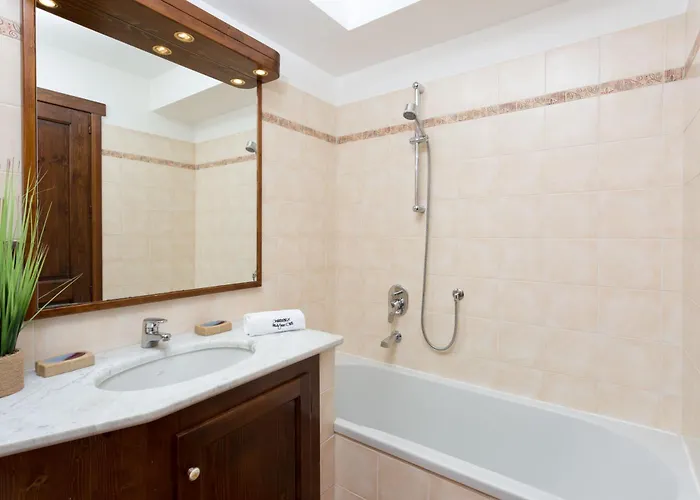 Pothecary -chamonix Year Chamonix